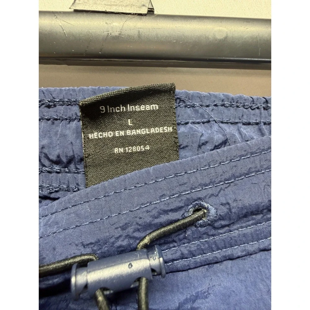 Bonobos fielder swim
